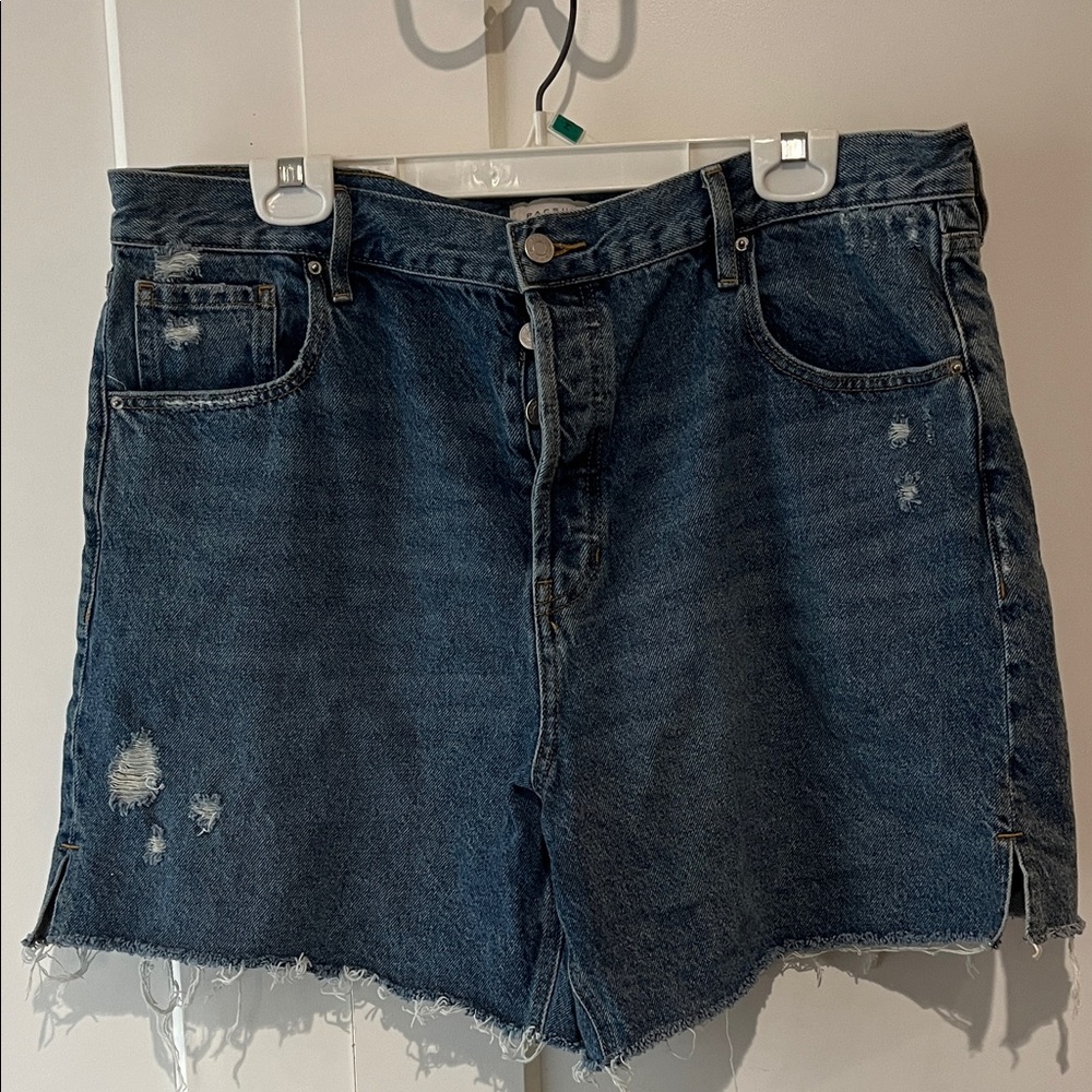 PacSun Blue Distressed Denim Jean Shorts Waist 32 Size 12 High Rise Relaxed